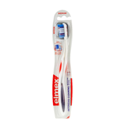 Elmex Brosse à dents nettoyage intense