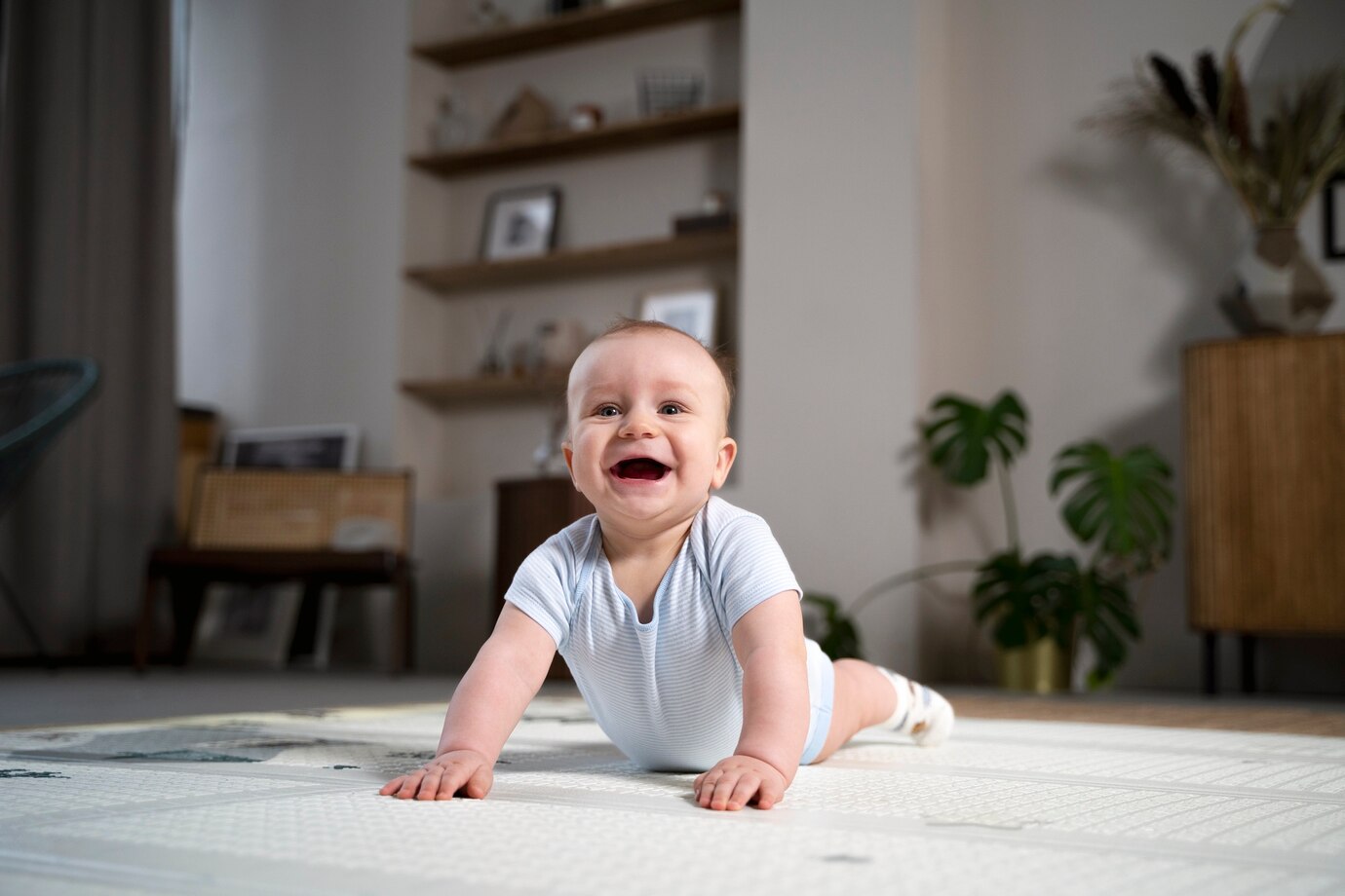 Bébé heureux